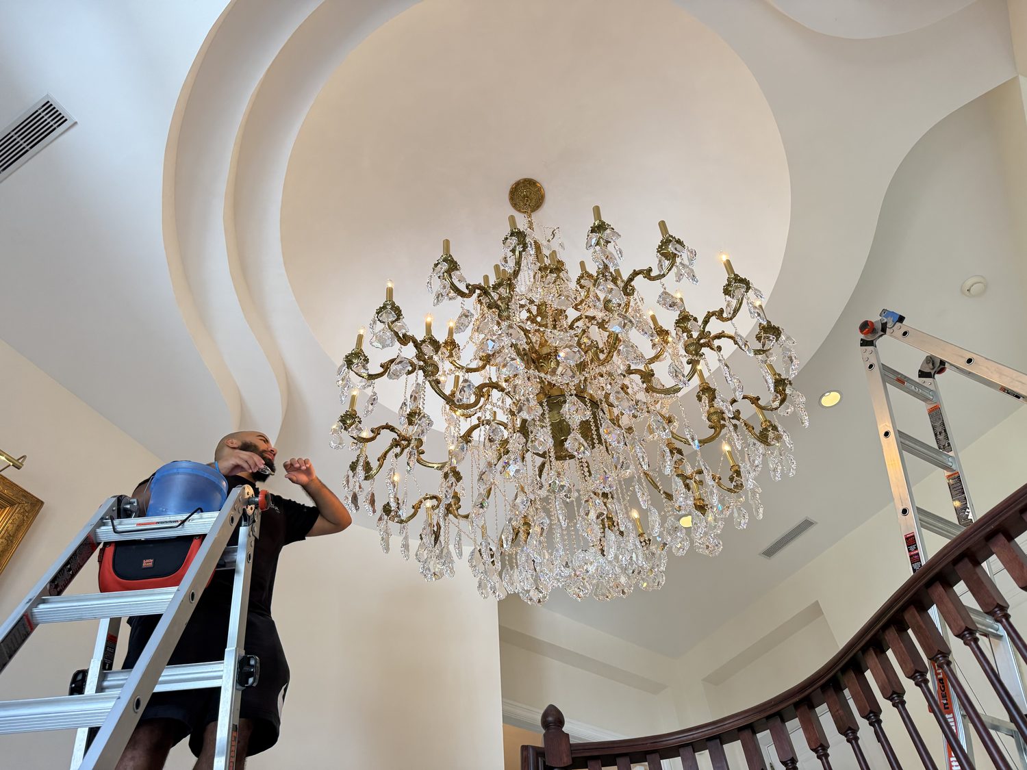 Chandelier services in Boynton Beach, Florida