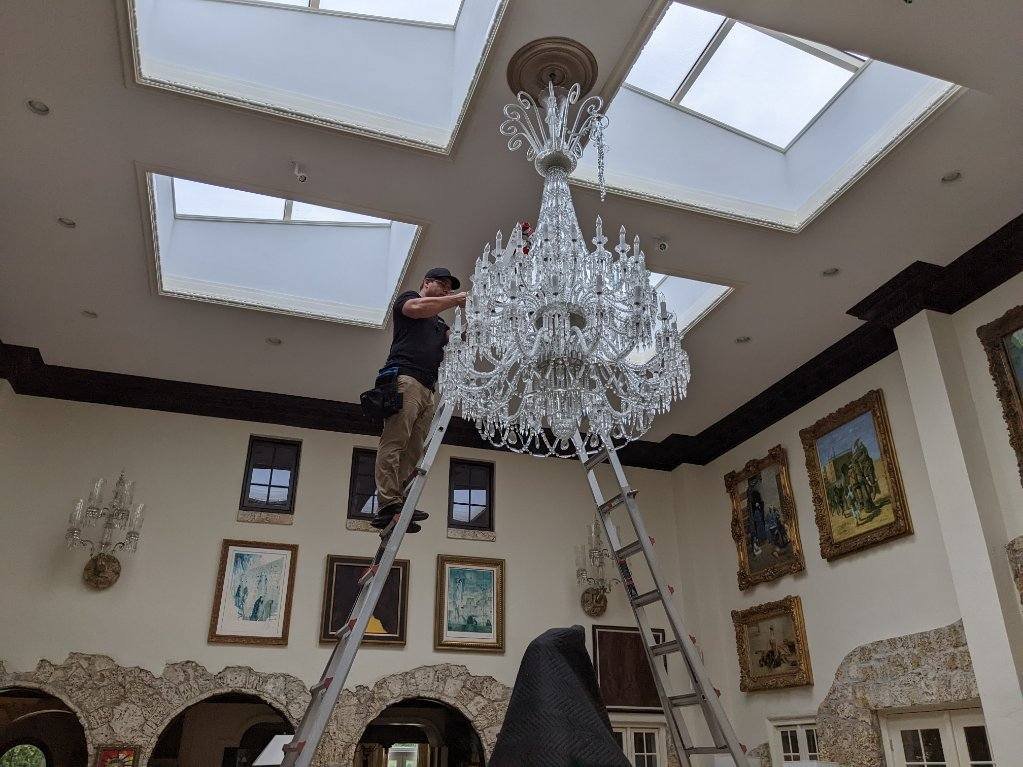 Chandelier services in Kissimmee, Florida