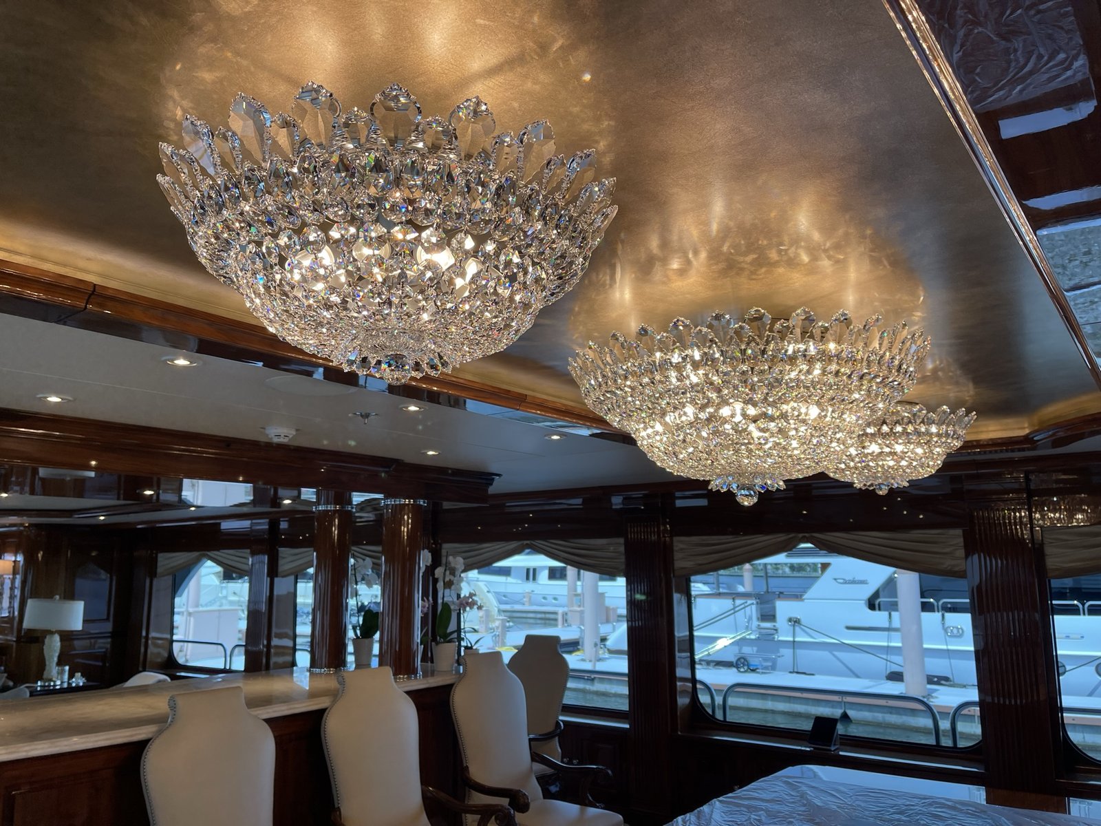 Yacht Salon
