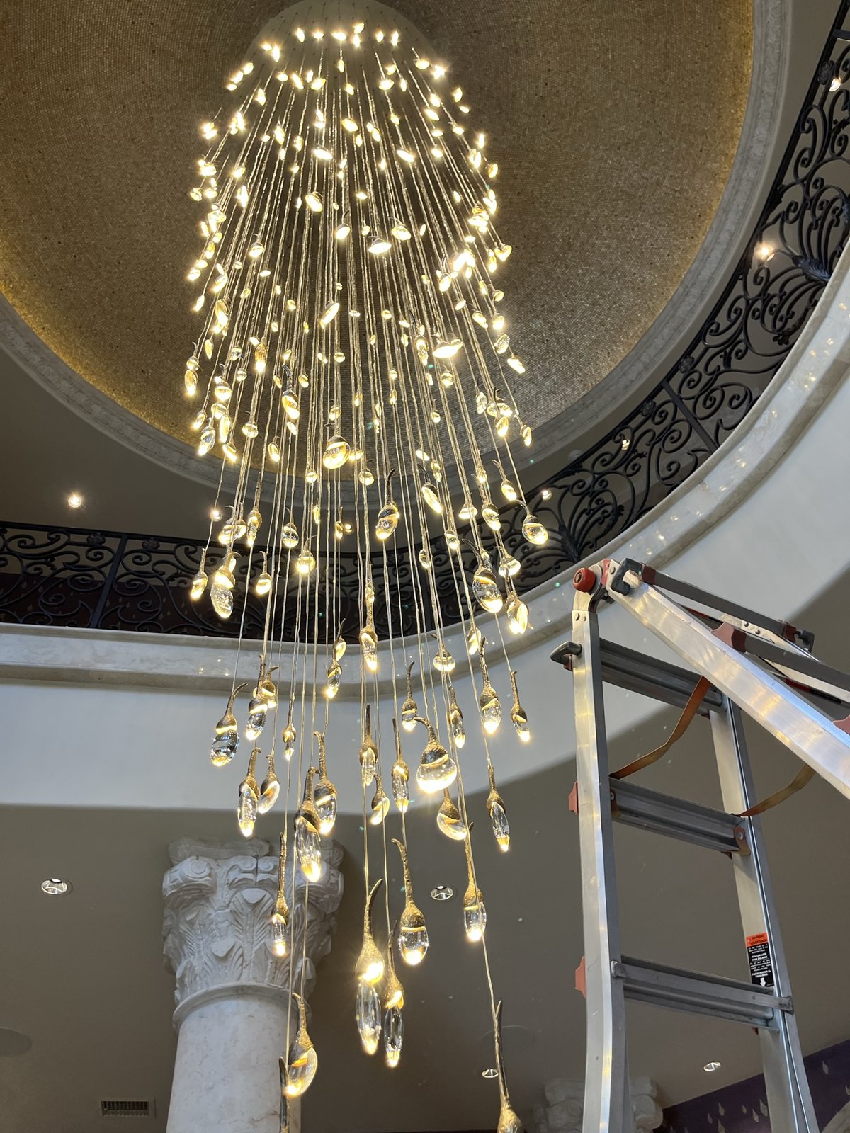 Chandelier services in St. Petersburg, Florida