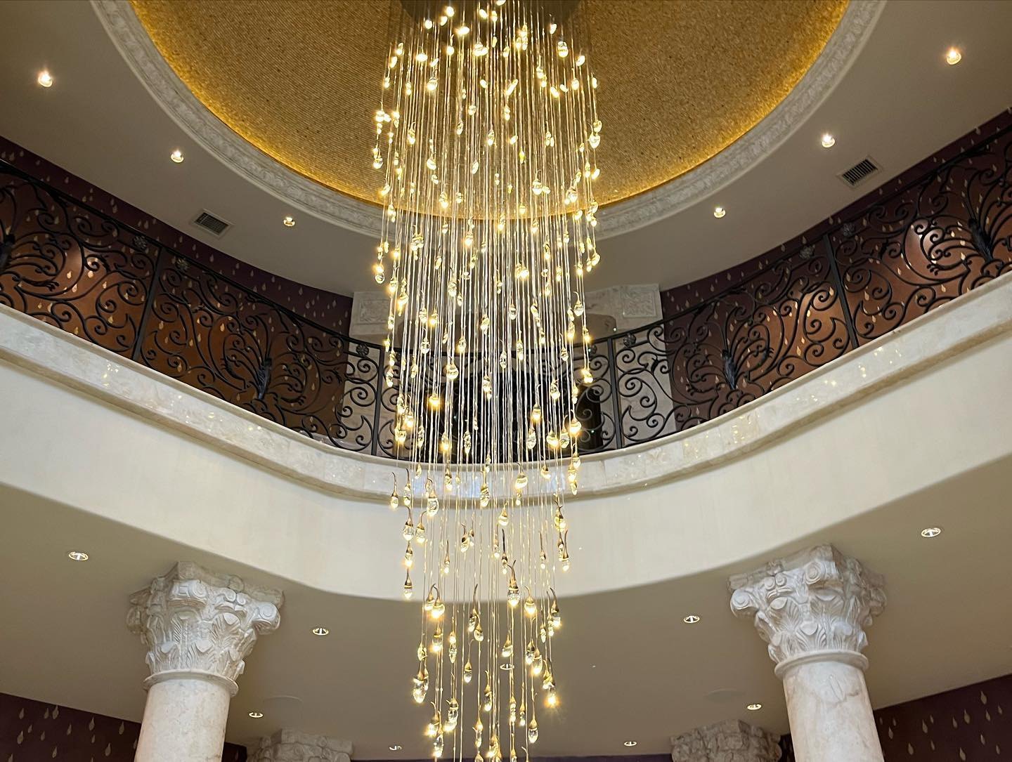 Chandelier services in Orlando, Florida