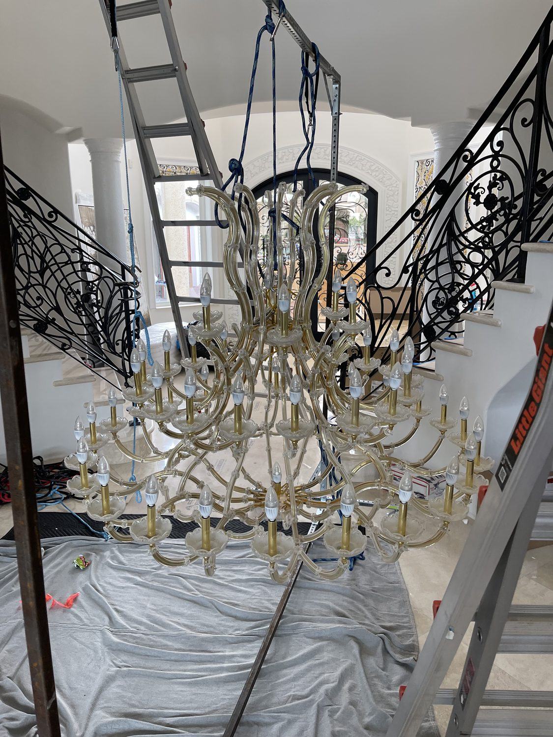 Chandelier services in Tampa, Florida